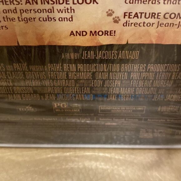 DVD Two Brothers The Best Family Film of the Year PG Widescreen 🍿3/$15 - Picture 10 of 12